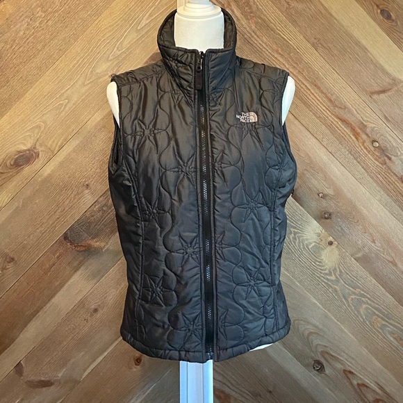 The North Face Jackets & Blazers - UNIQUE North Face Ultralight Embroidered Vest EUC